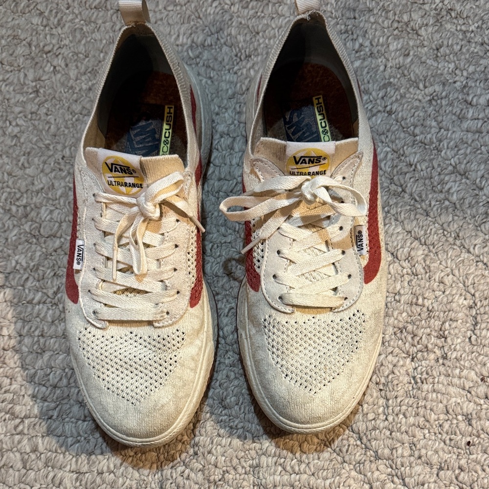 Vans Ultrarange Men’s Cream with Red Accent Sneakers